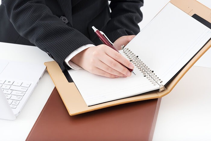 行政書士の仕事イメージ画像